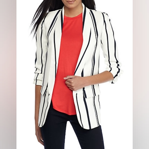Madison Jackets & Blazers - 💕✨HOST PICK!!✨💕Striped White and Black Blazer Size 2X